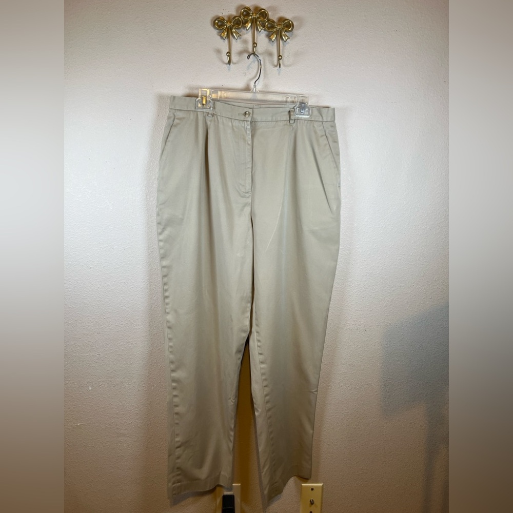 Lands End Khaki Flat Front with Side Pockets. Size 18T